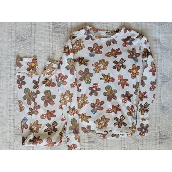 Gap Kids Marvel Pajamas Set Size 14 | Holiday Gingerbread Cookie Superheroes - Picture 1 of 7